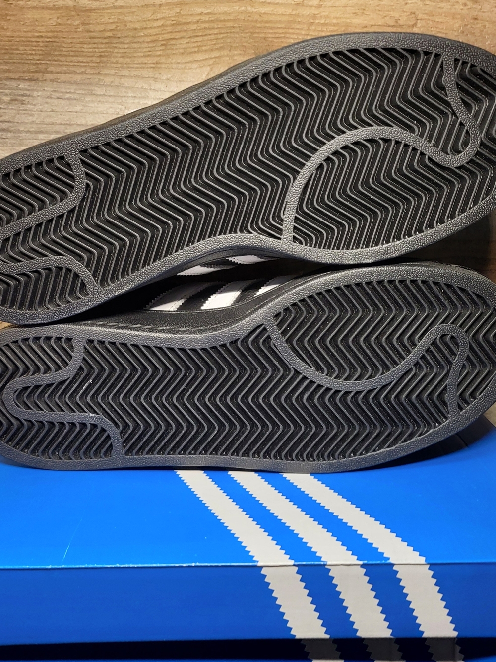 *NEW* Adidas Superstar 2 Black/White "Oreo" Leather Shoes Men’s 8.5 Women’s 9.5 - Picture 5 of 8